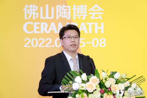 佛山市禪城區(qū)人民政府副區(qū)長崔偉國.jpg