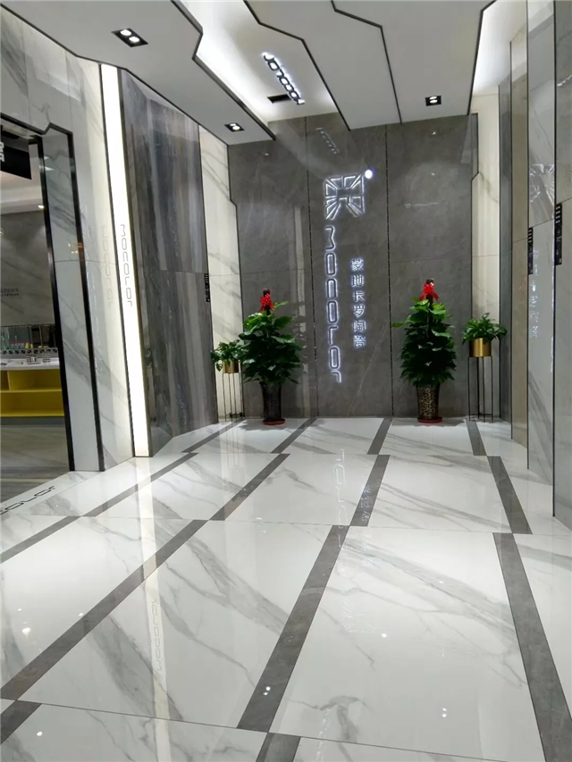 黑白基調(diào)設(shè)計(jì)1.webp.jpg